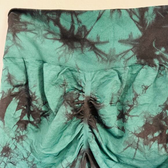 NEW Viral TikTok Black Seamless Tie Dye Scrunch Gym High Rise Short Shorts - Picture 10 of 16